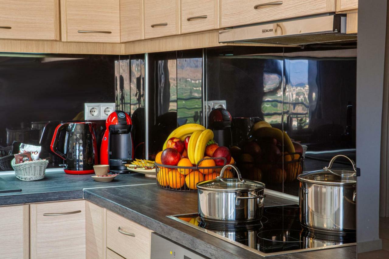 Aeolus Luxury Apartment - I Anabolu Dış mekan fotoğraf